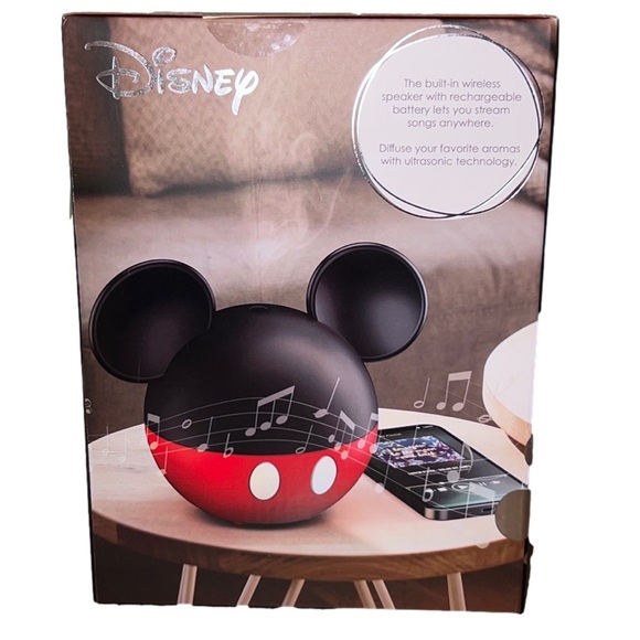 Mickey Mouse Ultrasonic Aroma Diffuser & Wireless Speaker - Picture 4 of 5